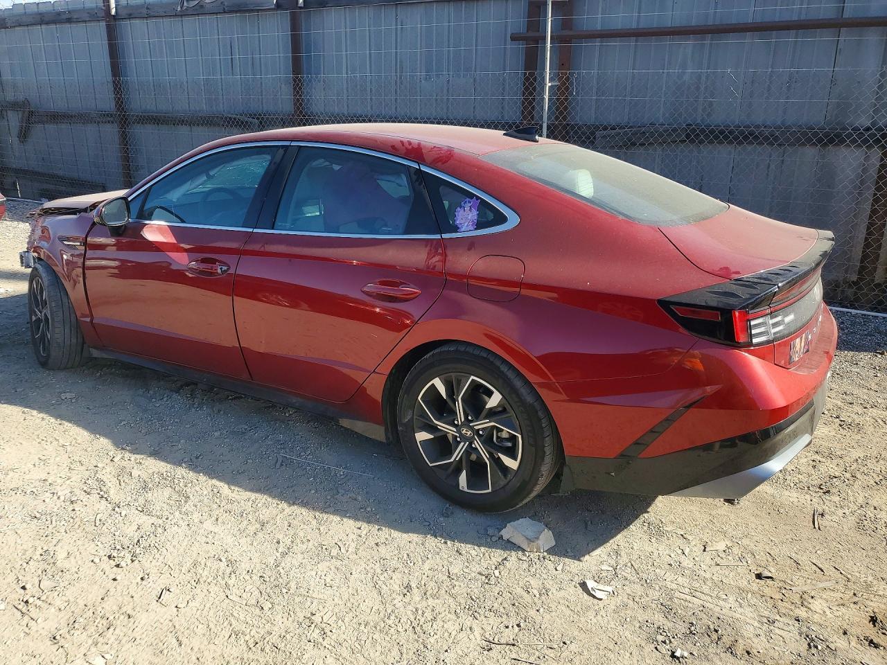 2024 Hyundai Sonata Sel - Image 2