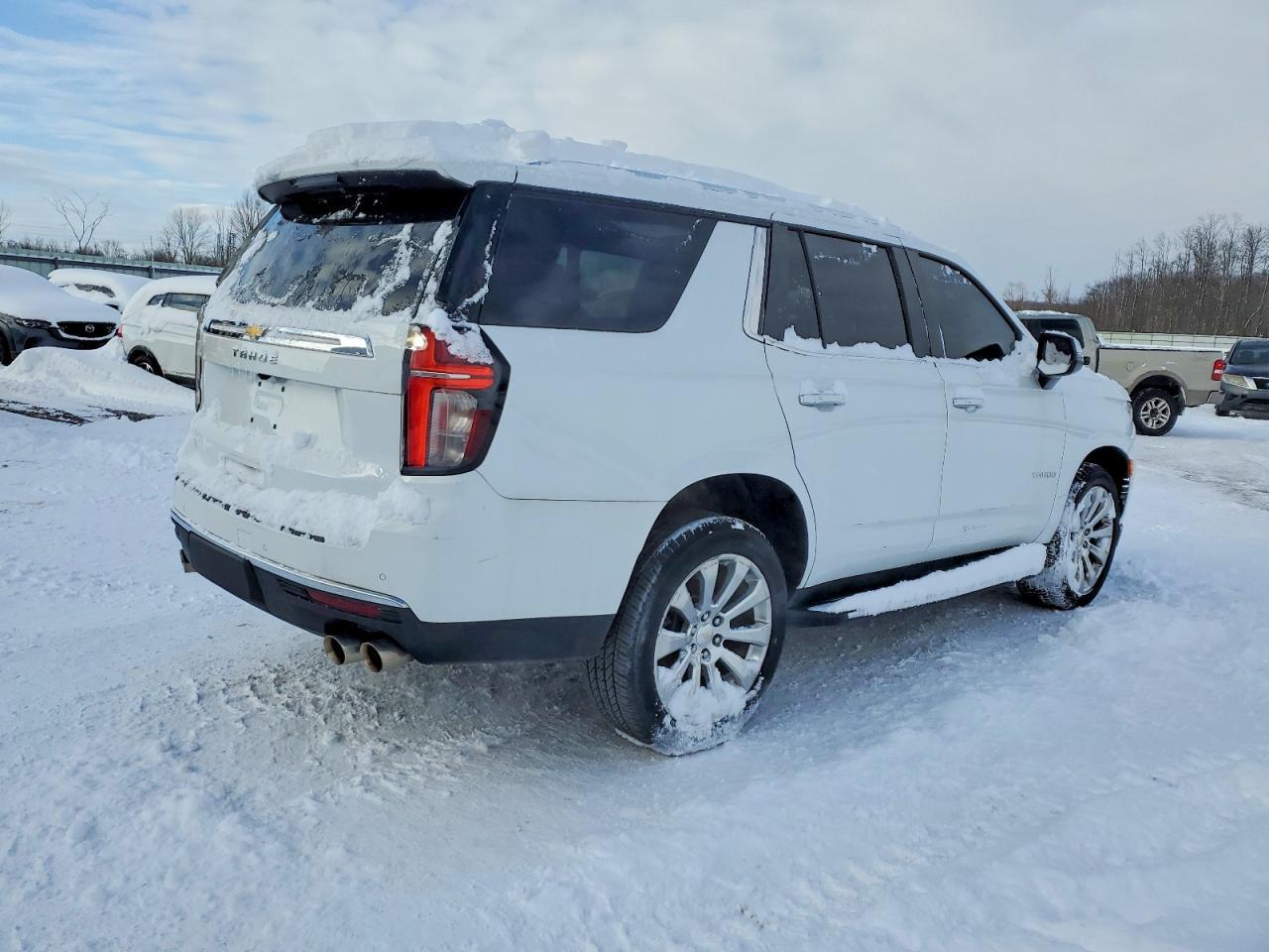 2023 Chevrolet Tahoe K1500 Premier - Фото 3