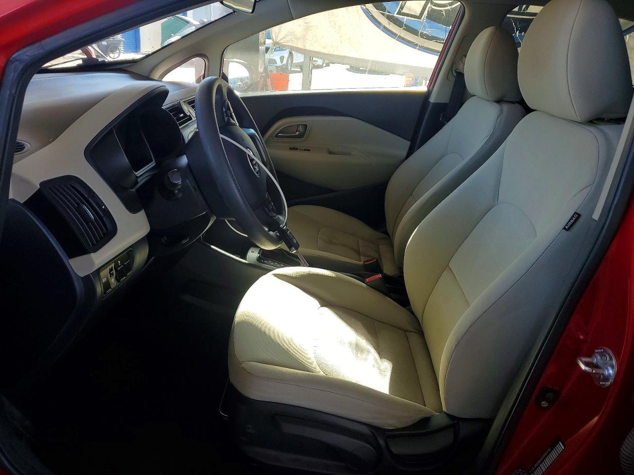 2013 Kia Rio 5-Door - Фото 7