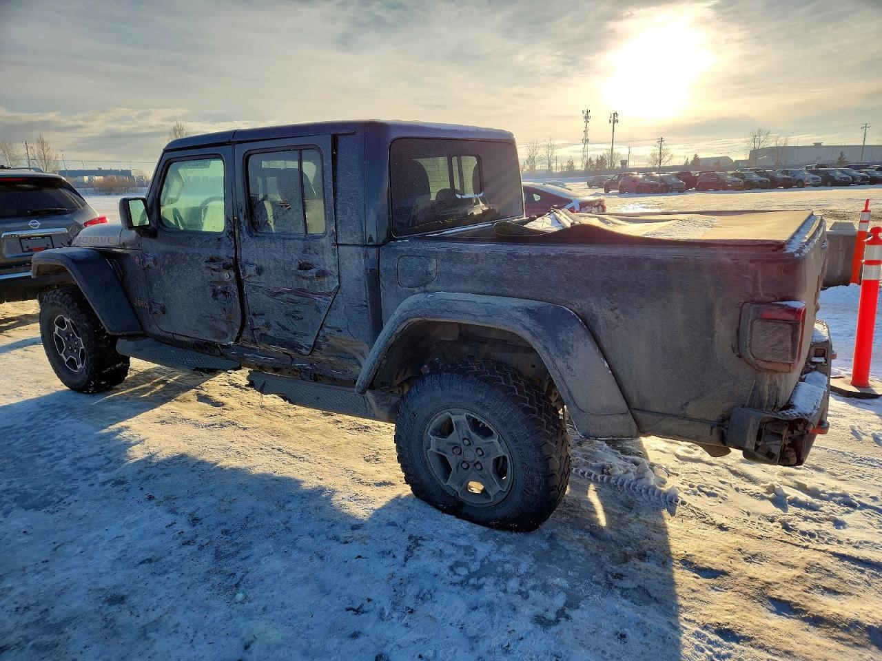 2022 Jeep Gladiator Mojave - Image 2