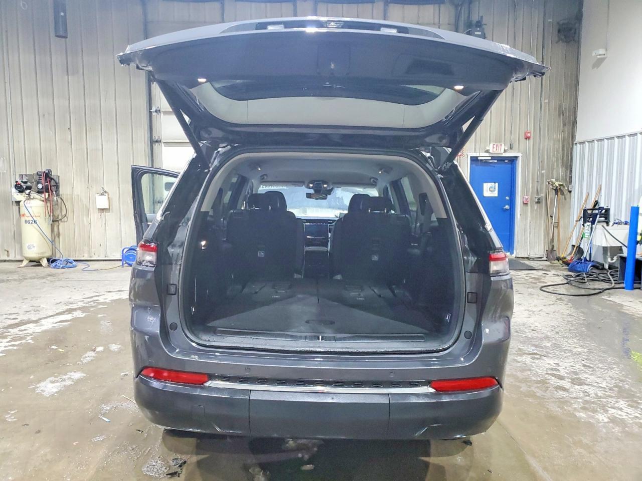 2024 Jeep Grand Cherokee L Limited - Image 6