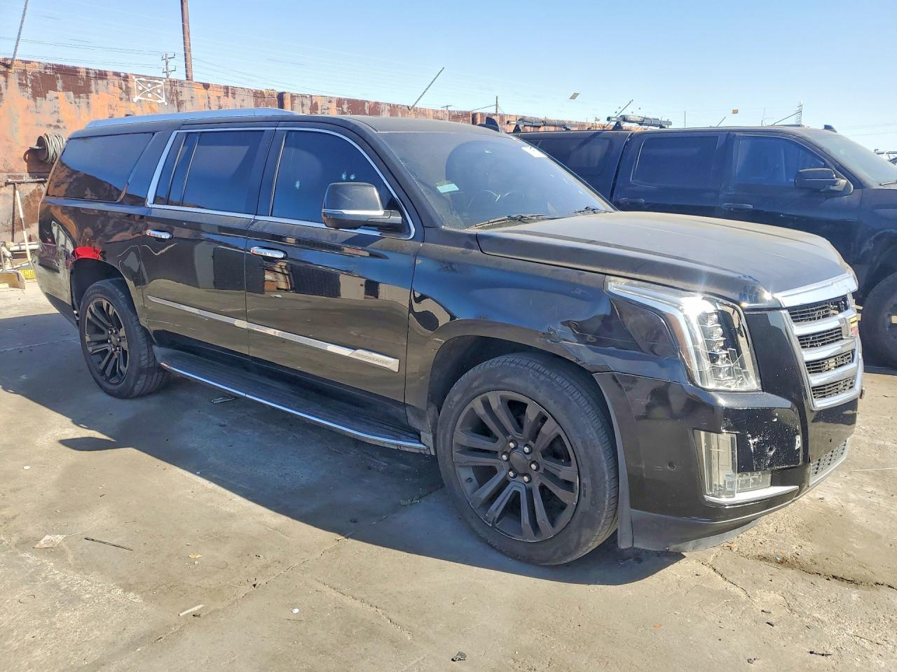 2017 Cadillac Escalade Esv Luxury - Фото 4