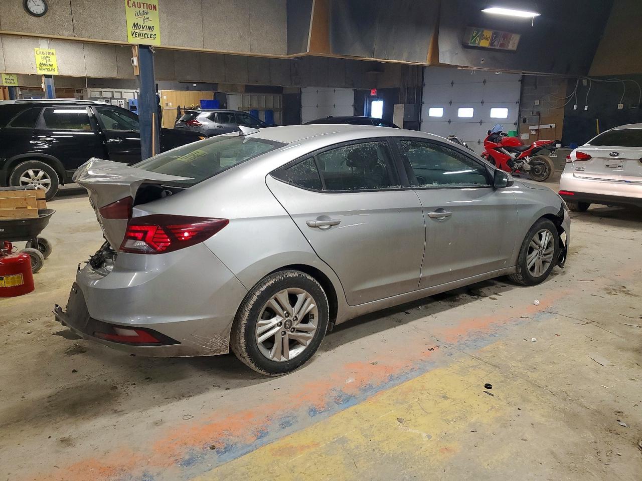 2020 Hyundai Elantra Sel - Фото 3