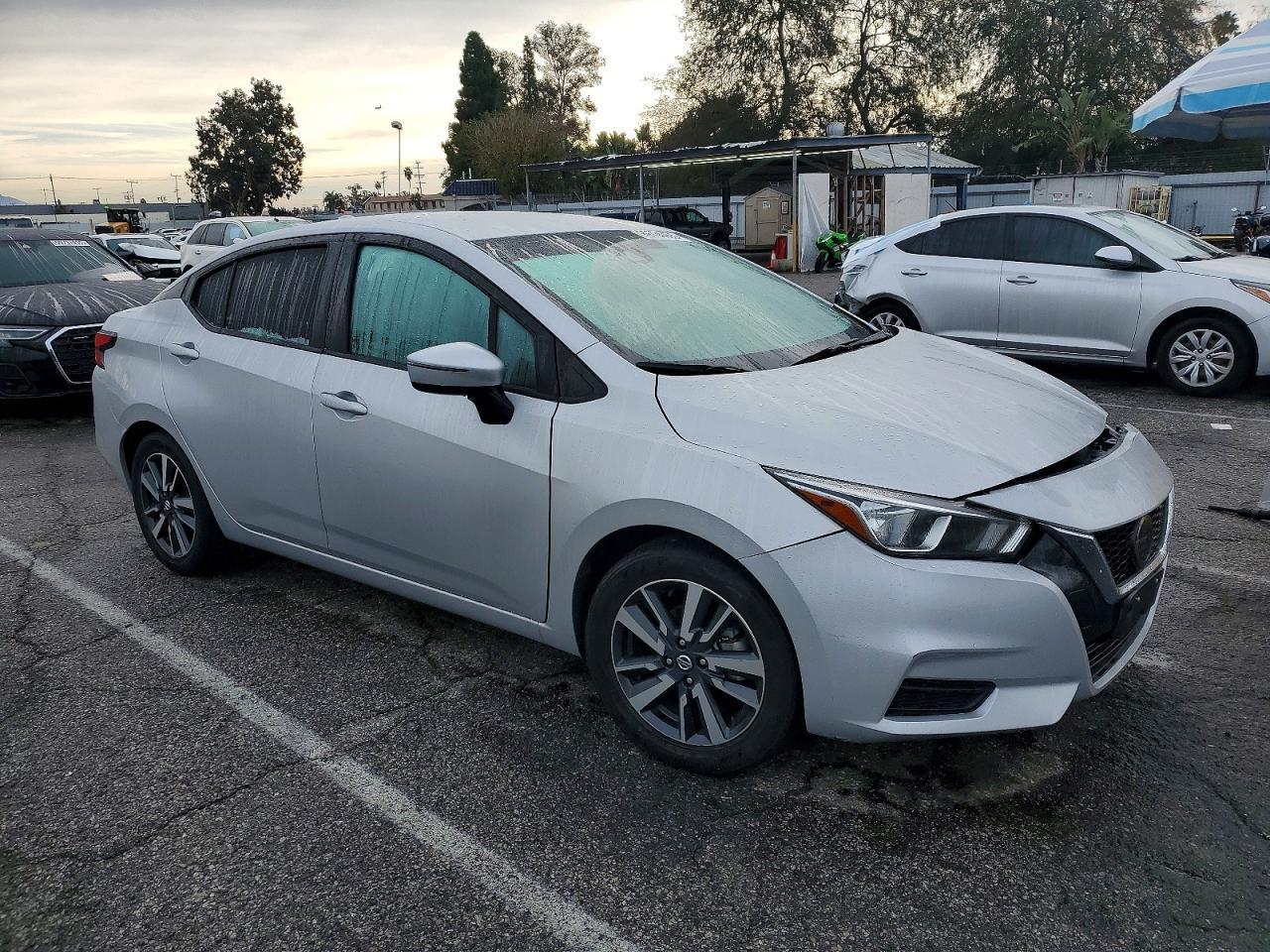 2021 Nissan Versa Sv - Image 4
