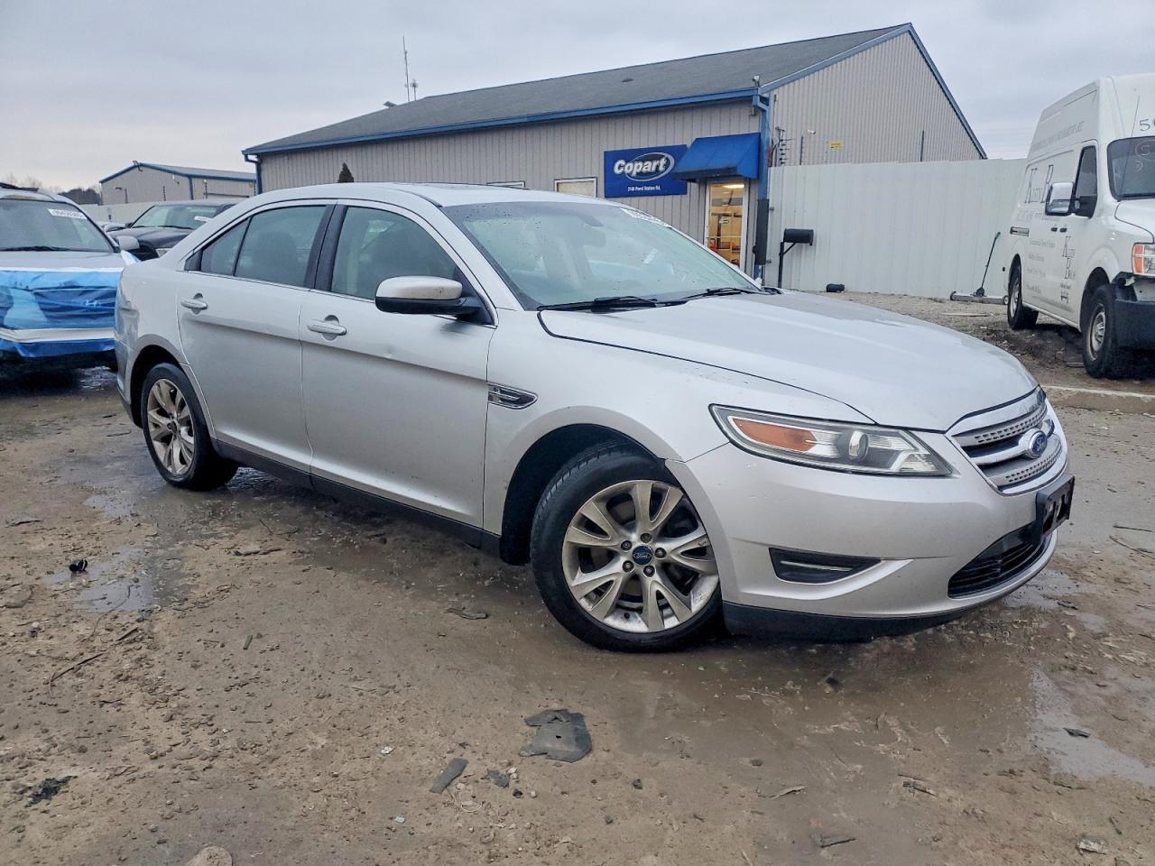 2012 Ford Taurus Sel - Фото 4