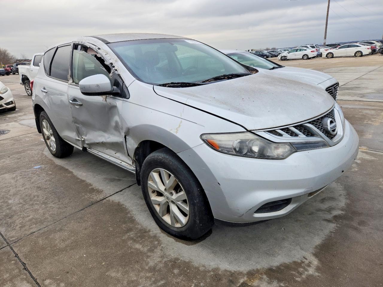 2014 Nissan Murano S - Image 4
