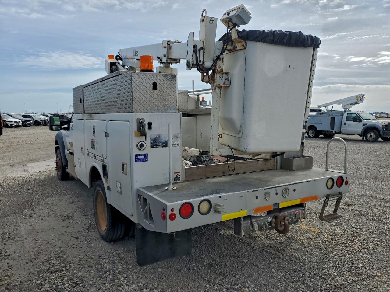 2013 Ford F450 Super Duty - Фото 2