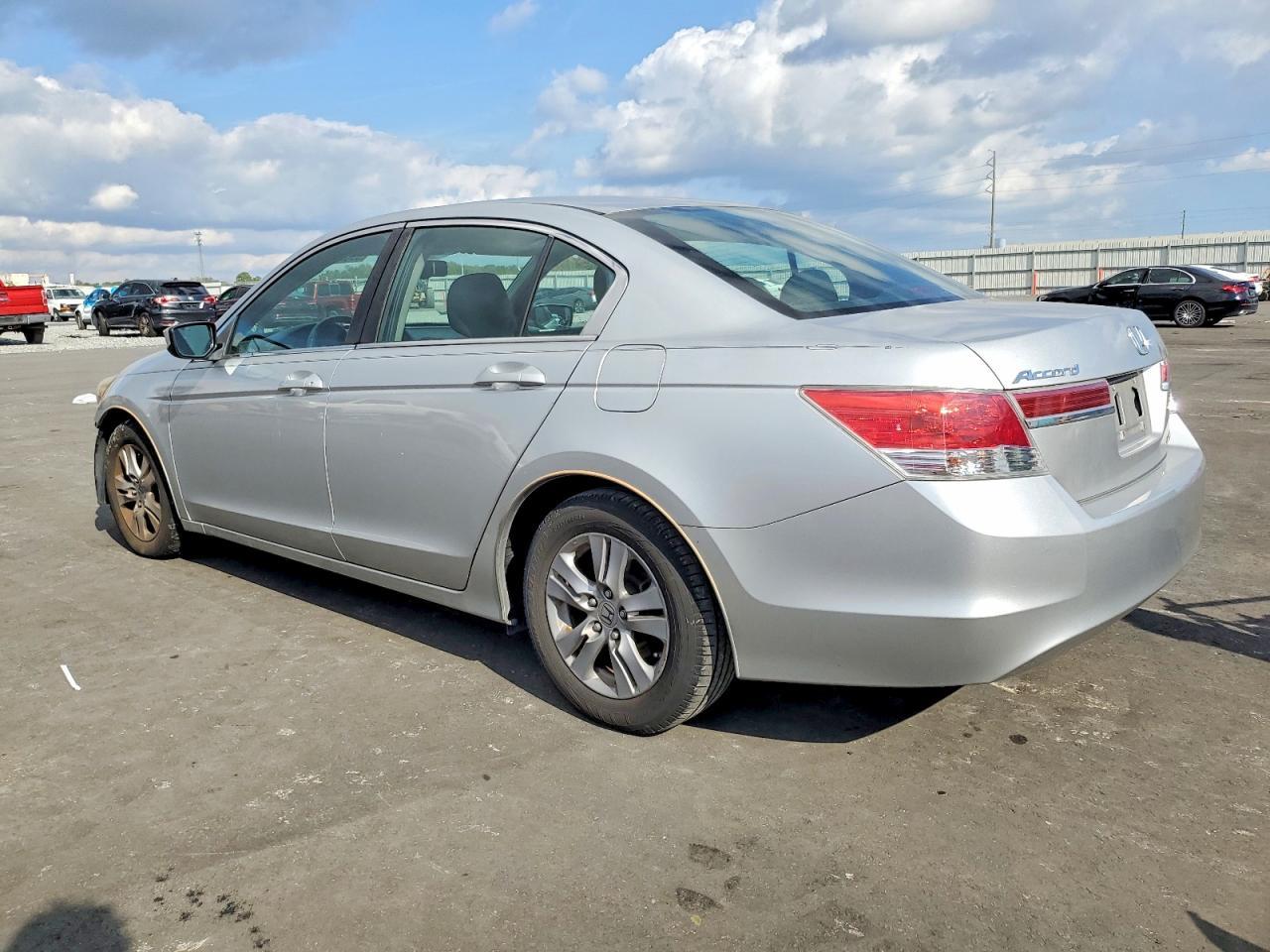 2012 Honda Accord - Фото 2