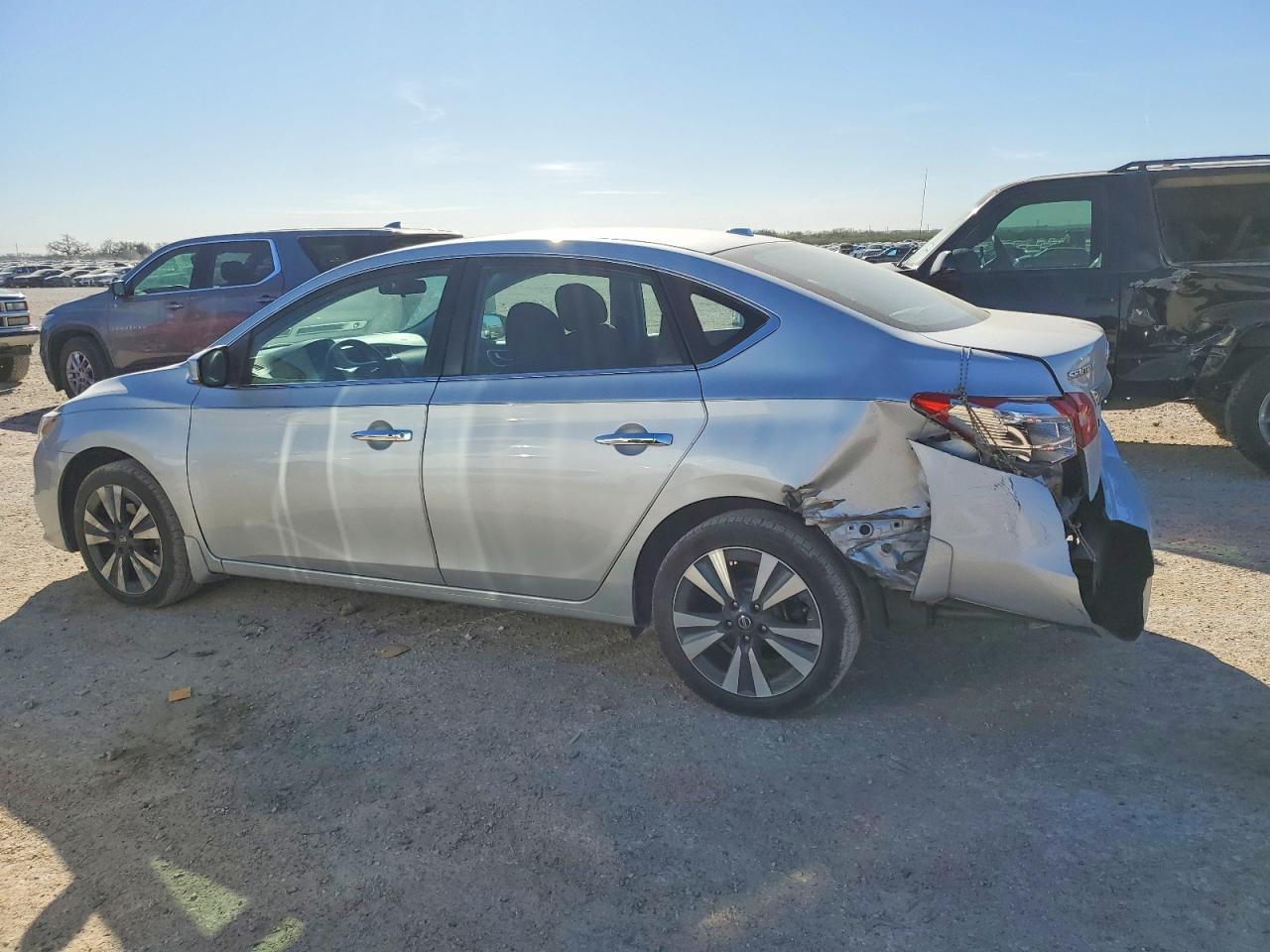 2019 Nissan Sentra Sv - Фото 2