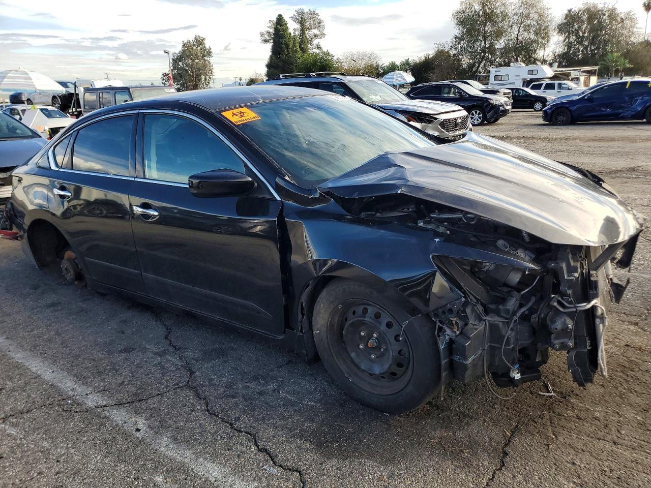 2016 Nissan Altima 2.5 - Image 4