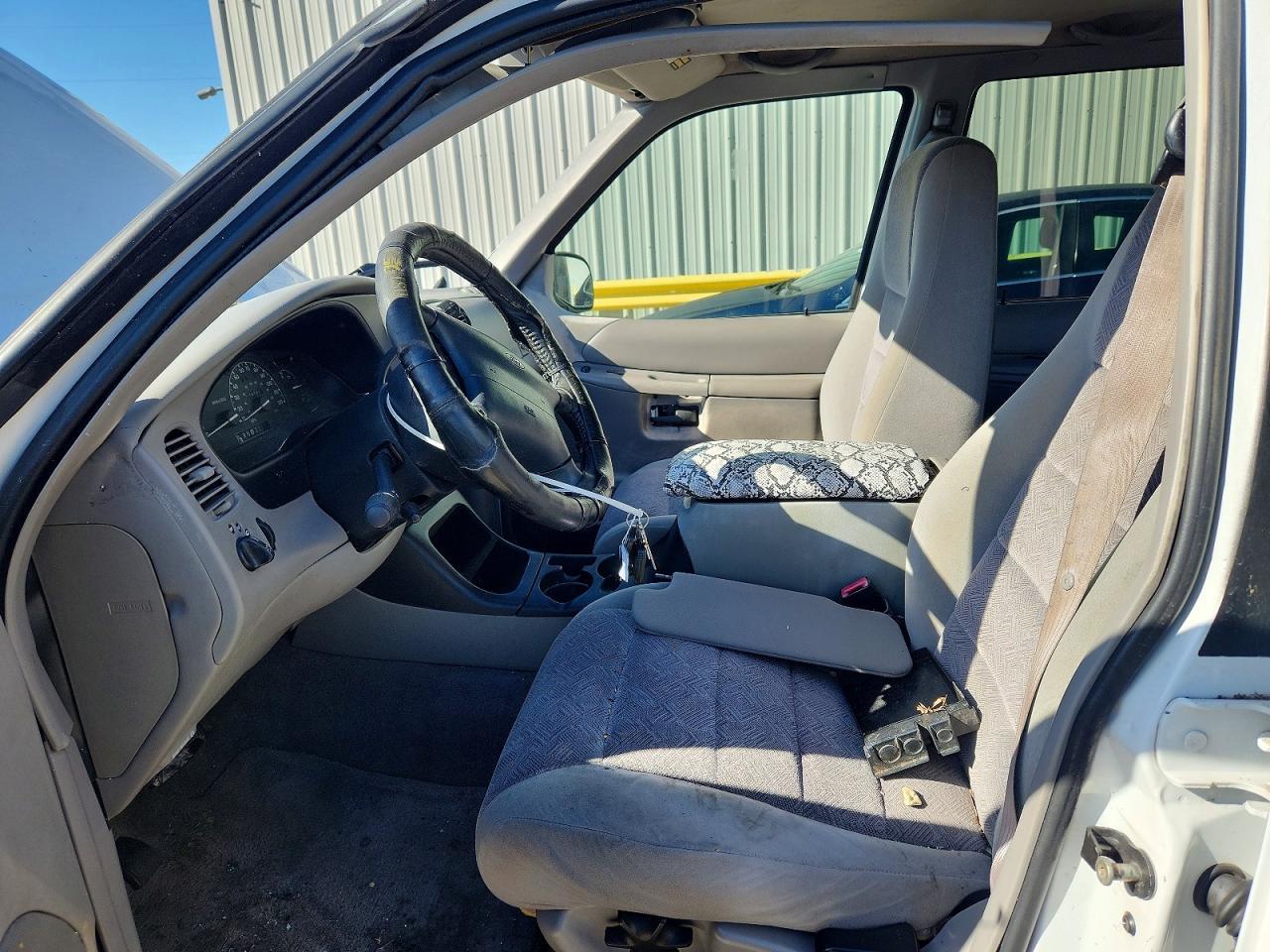 2000 Ford Explorer Xlt - Фото 7