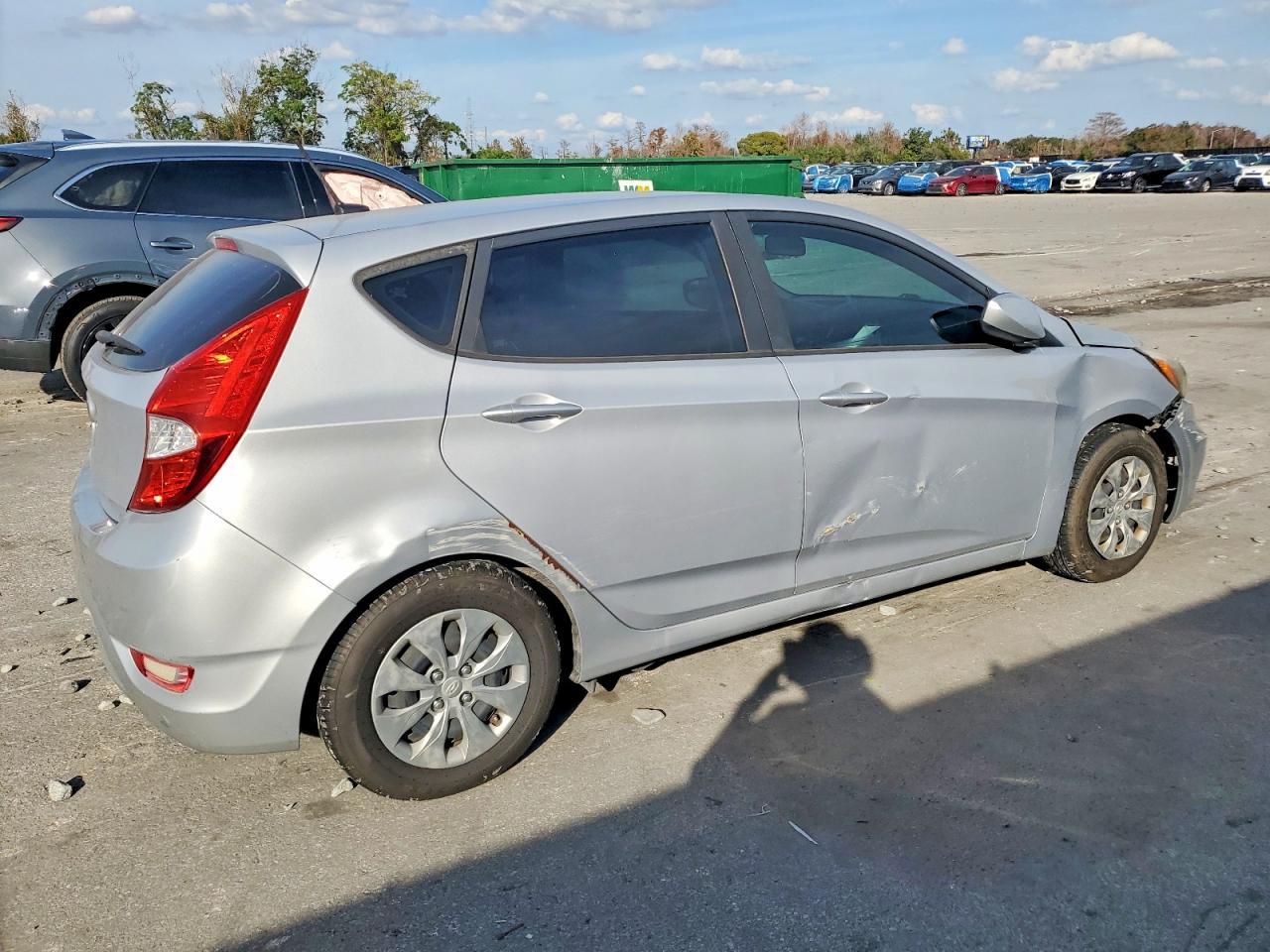 2016 Hyundai Accent Se - Фото 3