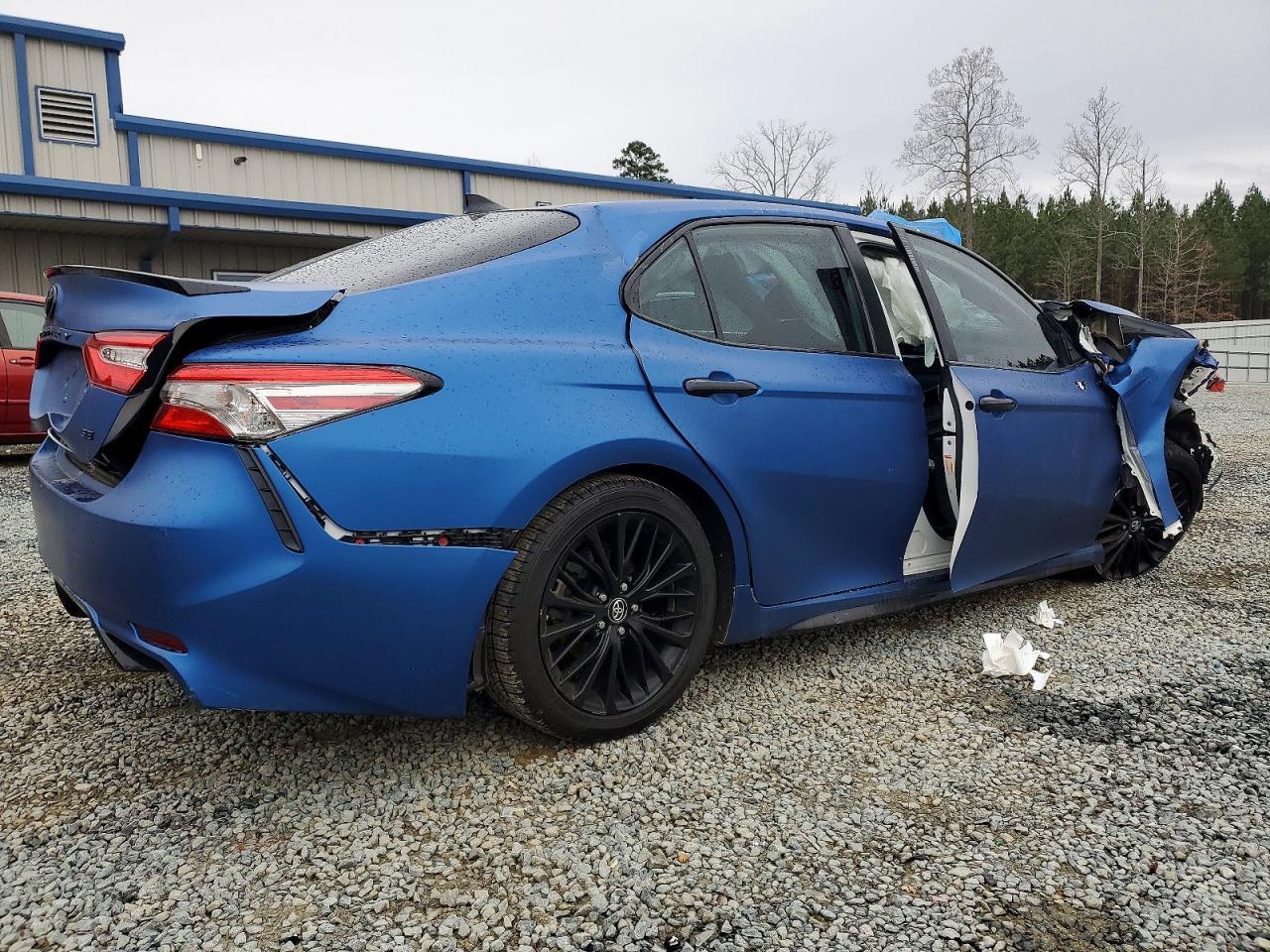 2019 Toyota Camry L - Фото 3