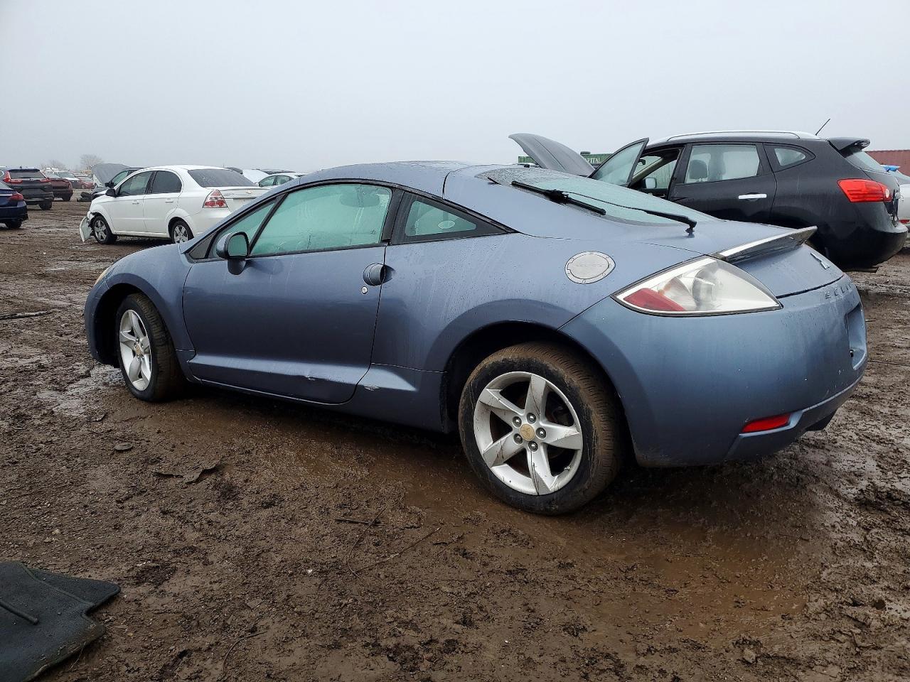 2008 Mitsubishi Eclipse Gs - Фото 2