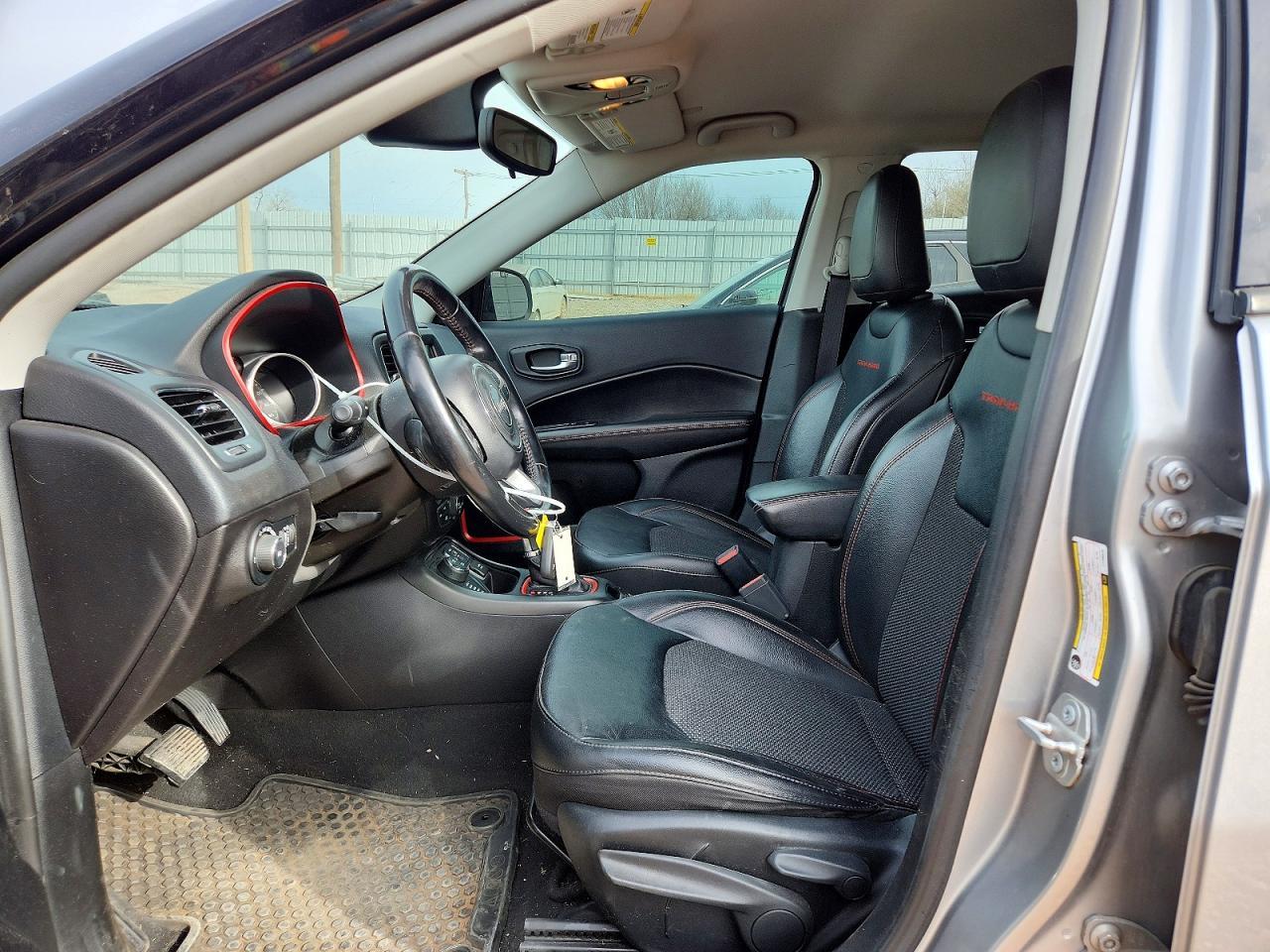 2020 Jeep Compass Trailhawk - Image 7