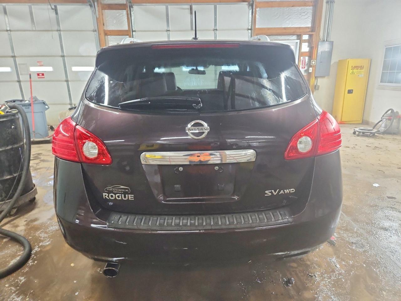 2011 Nissan Rogue S - Фото 6