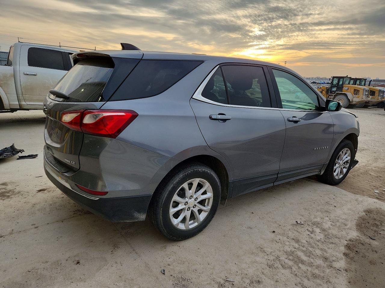 2018 Chevrolet Equinox Lt - Image 3