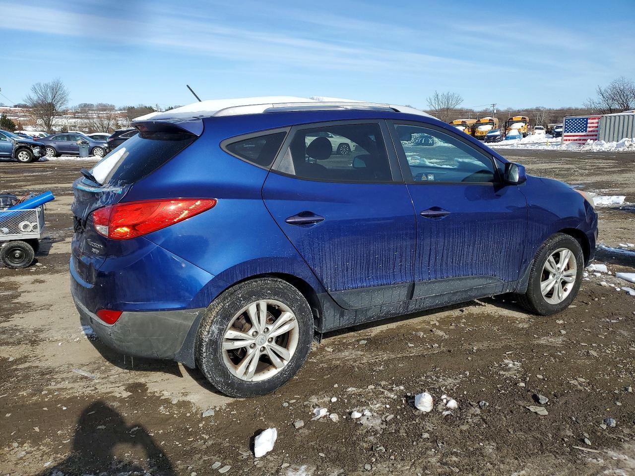 2011 Hyundai Tucson - Image 3