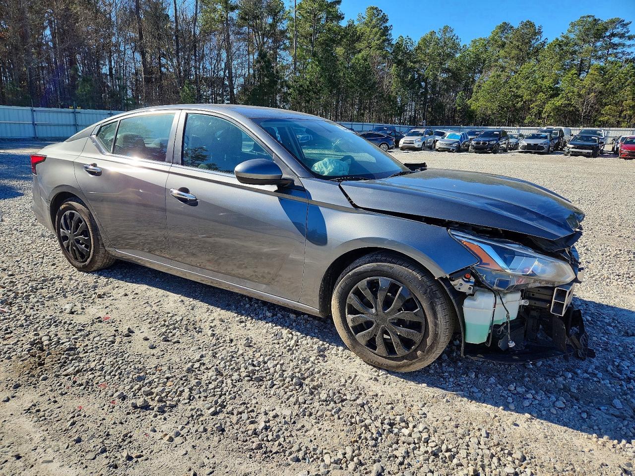 2020 Nissan Altima S - Image 4