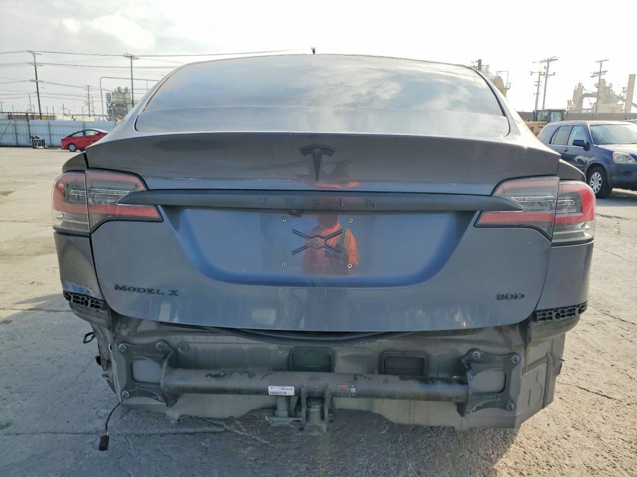 2016 Tesla Model X - Image 6