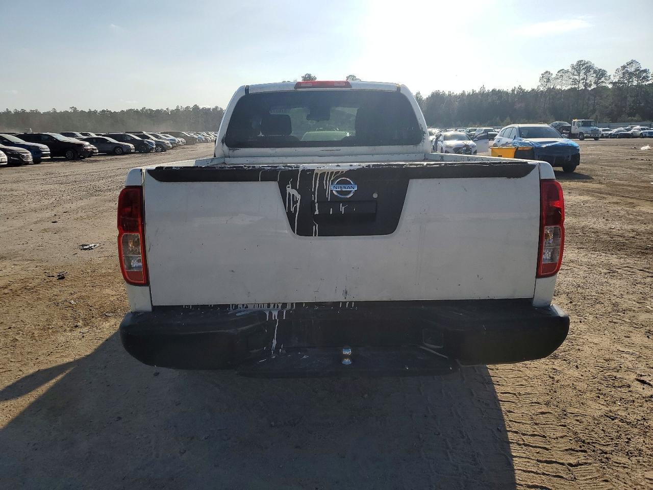 2016 Nissan Frontier S - Image 6