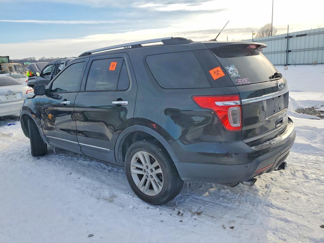 2013 Ford Explorer Xlt - Фото 2
