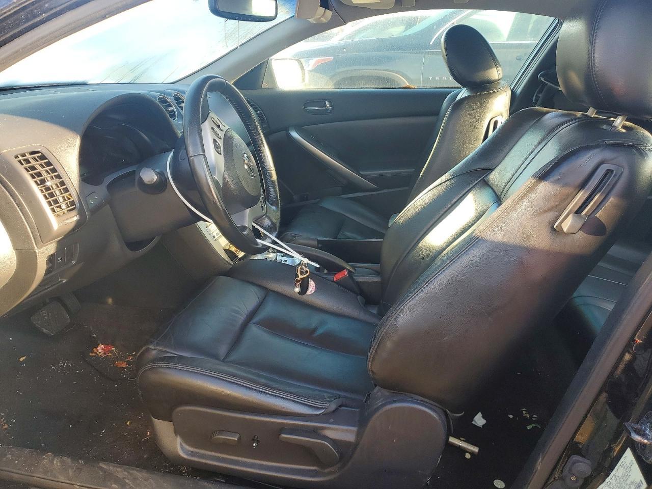 2008 Nissan Altima 3.5Se - Фото 7