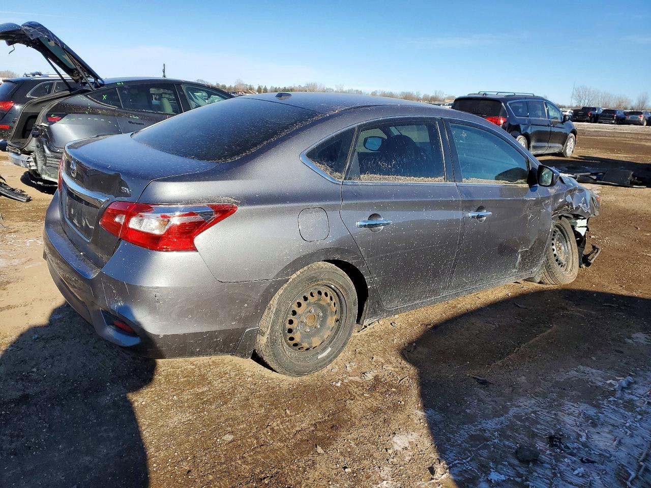 2017 Nissan Sentra S - Фото 3