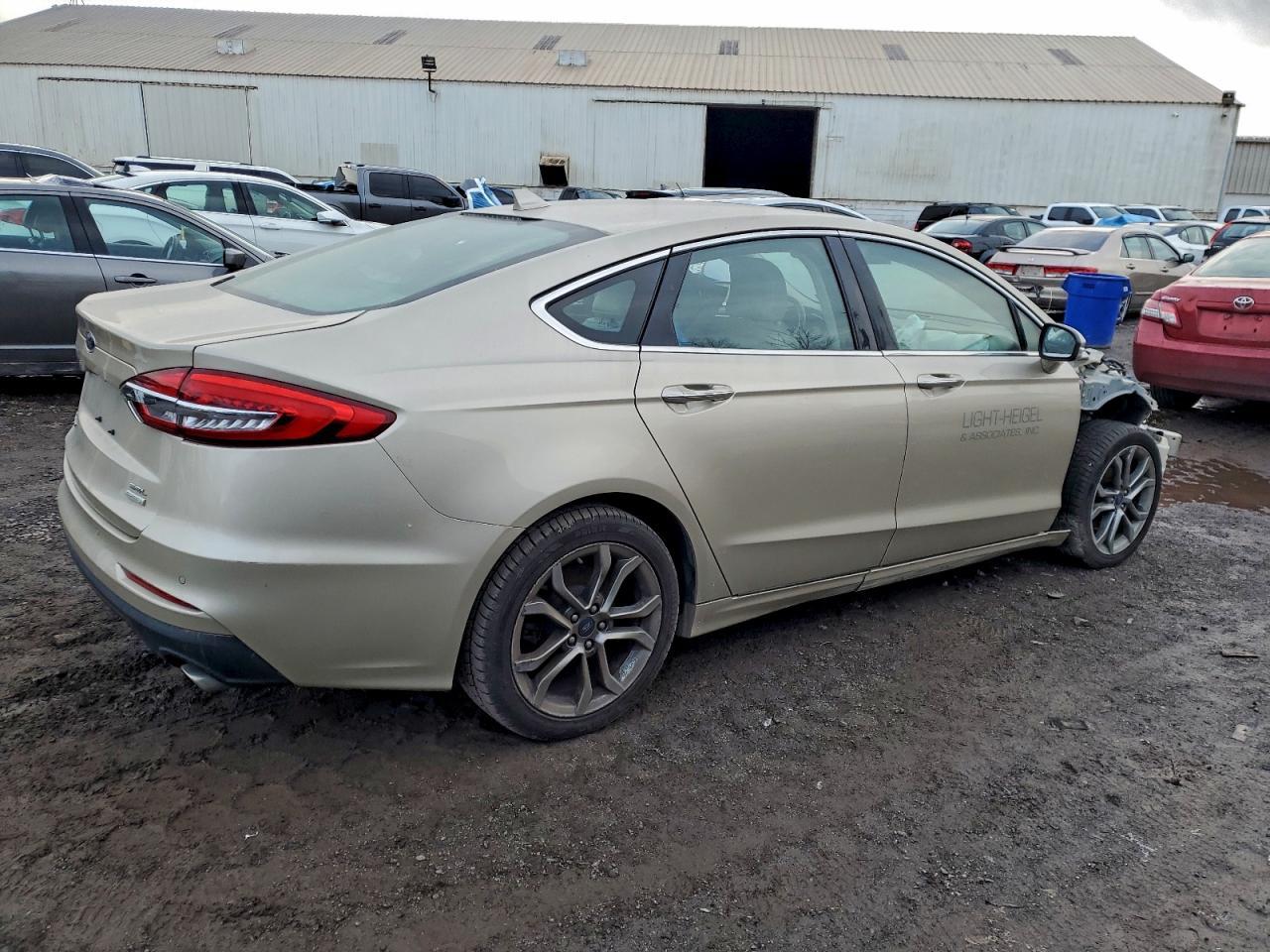 2019 Ford Fusion Sel - Фото 3