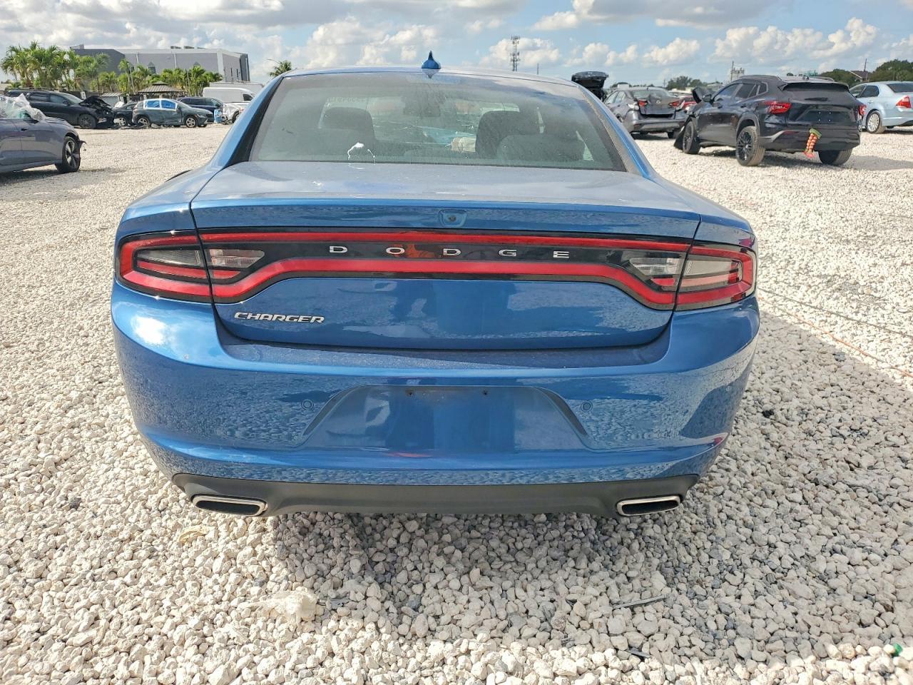 2023 Dodge Charger Sxt - Фото 6