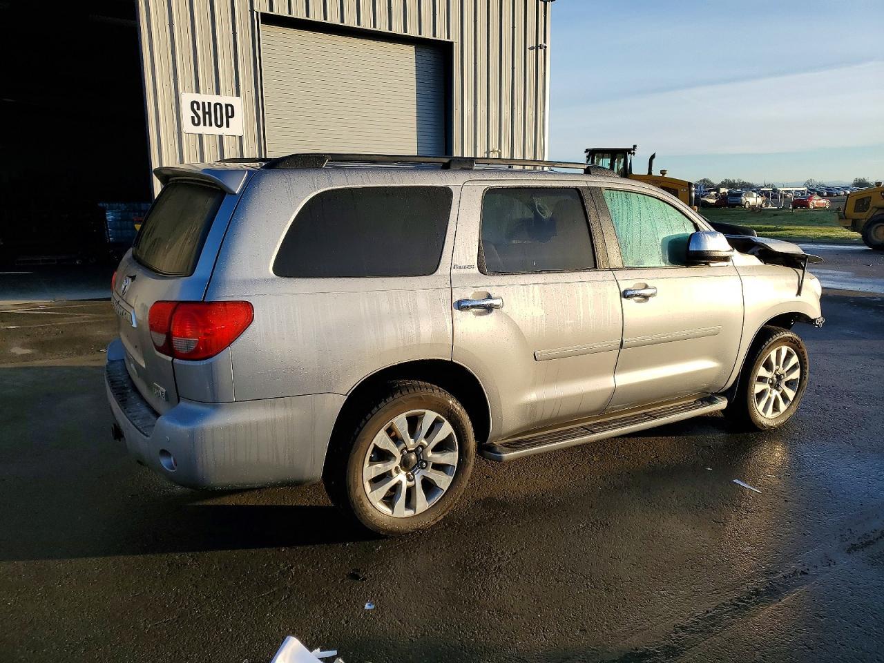 2008 Toyota Sequoia Platinum - Фото 3