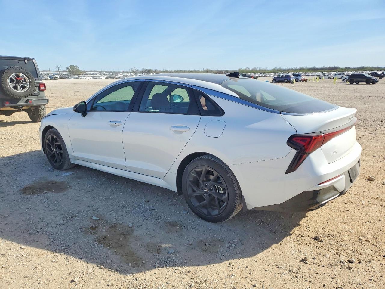 2026 Kia K5 Gt Line - Image 2