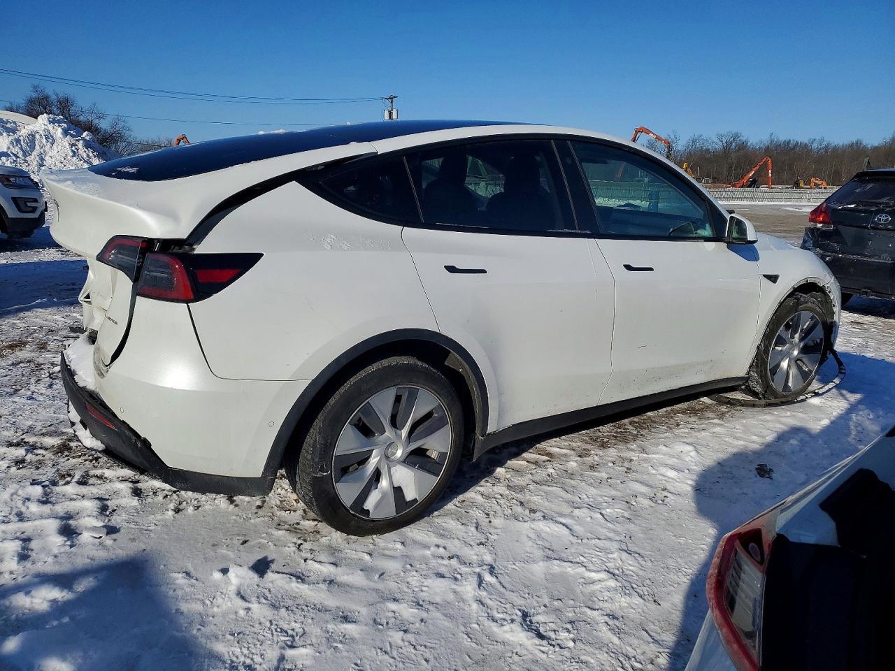 2021 Tesla Model Y - Image 3