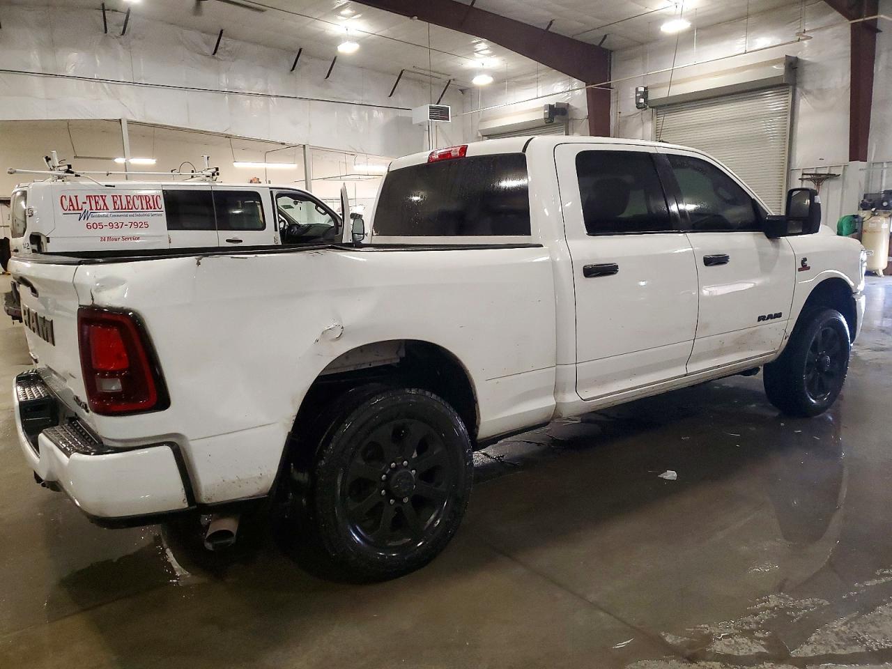2025 Ram 2500 Big Horn - Фото 3