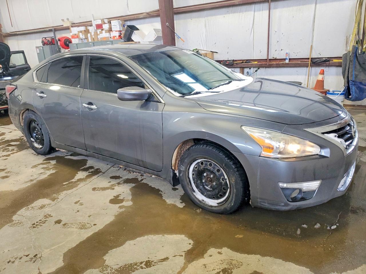 2015 Nissan Altima 2.5 - Image 4