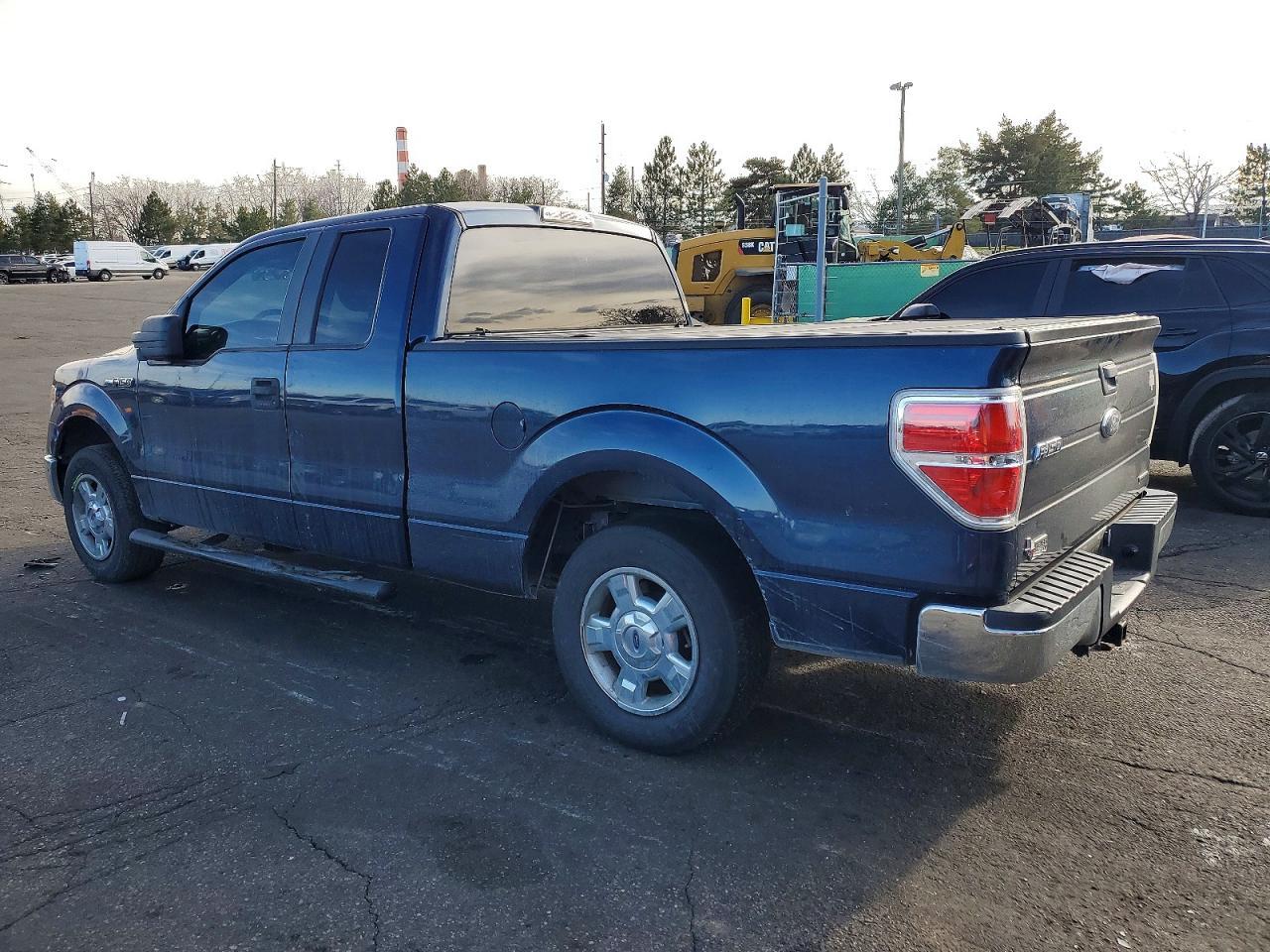 2014 Ford F150 Super Cab - Image 2
