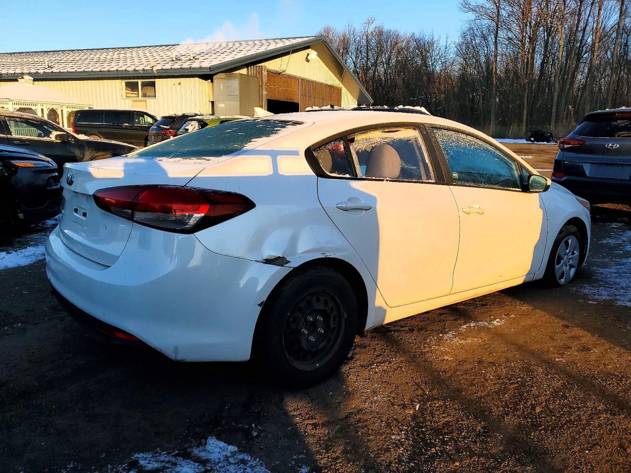2017 Kia Forte Lx - Фото 3