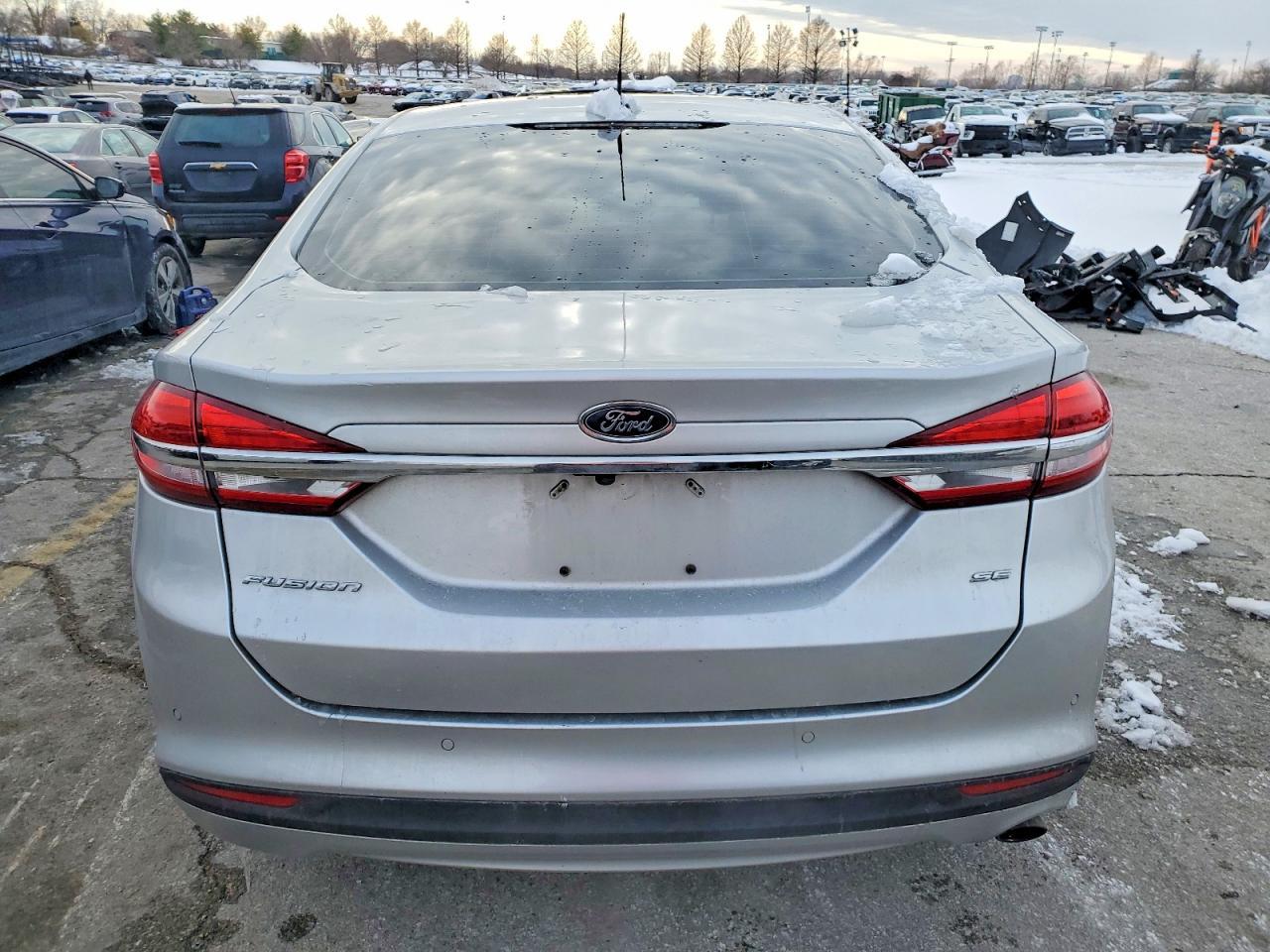 2017 Ford Fusion Se - Фото 6