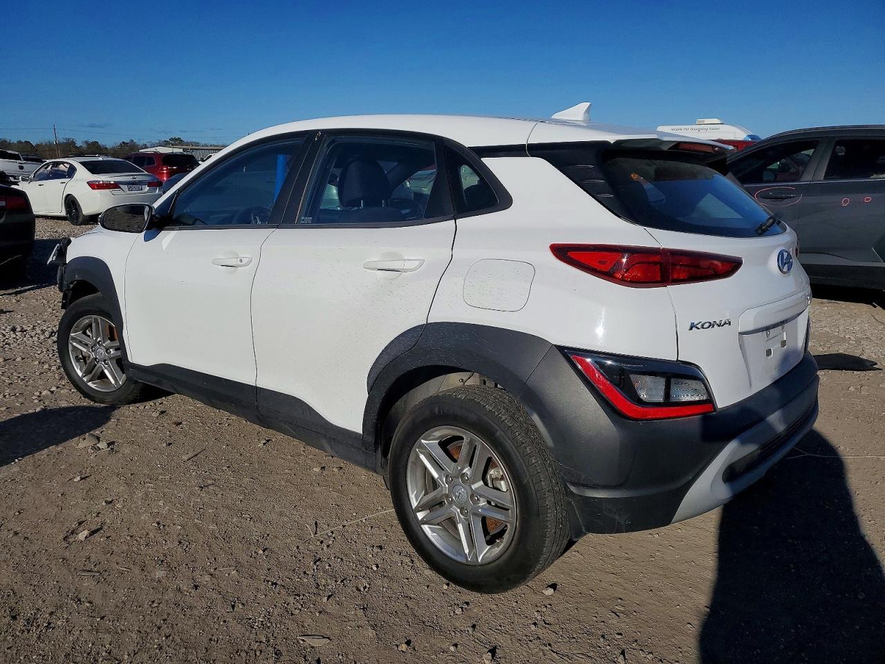 2023 Hyundai Kona Se - Image 2