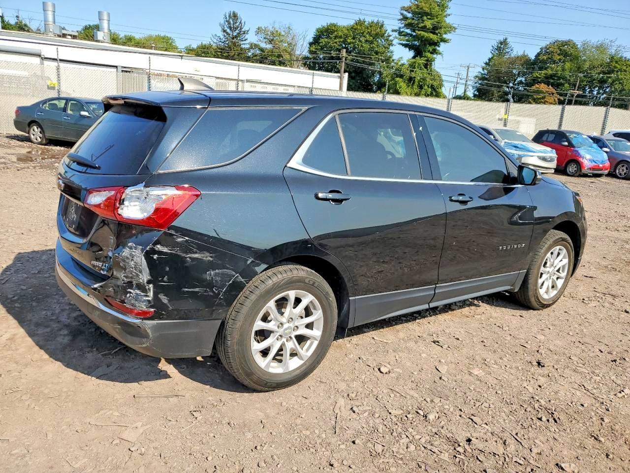 2019 Chevrolet Equinox Lt - Image 3