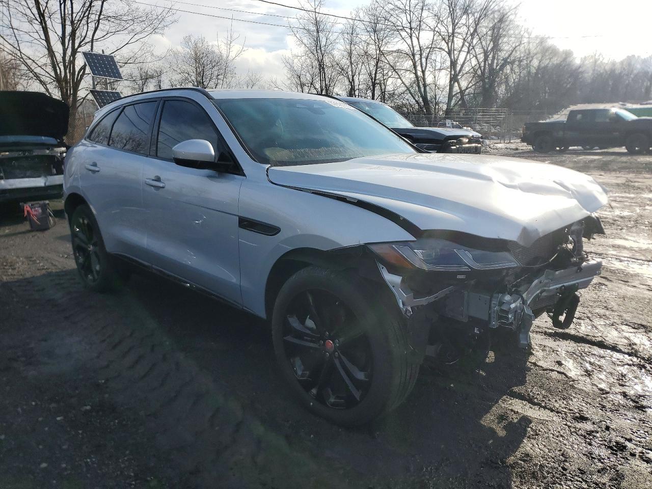 2023 Jaguar F-Pace S - Фото 4