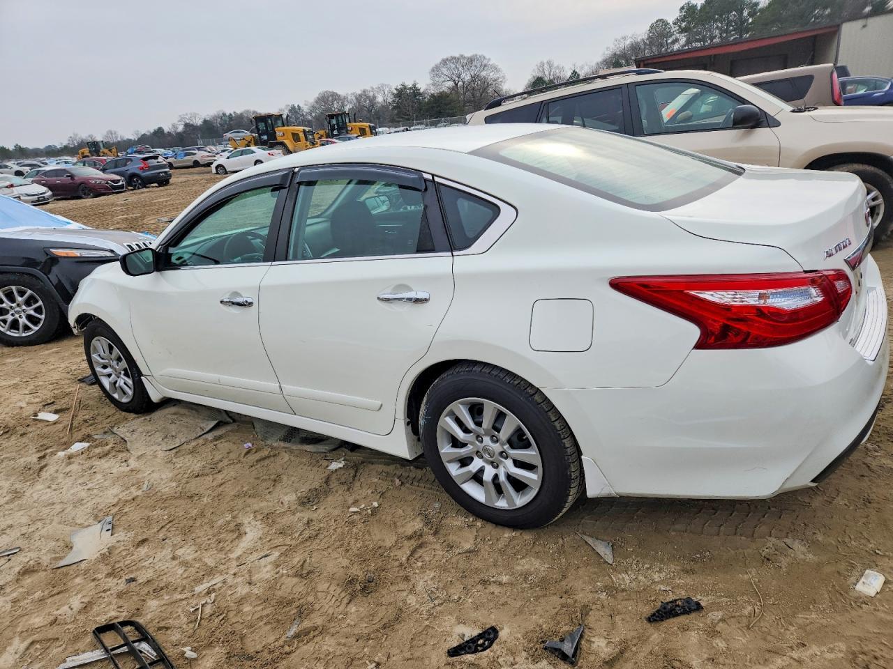 2017 Nissan Altima 2.5 - Image 2