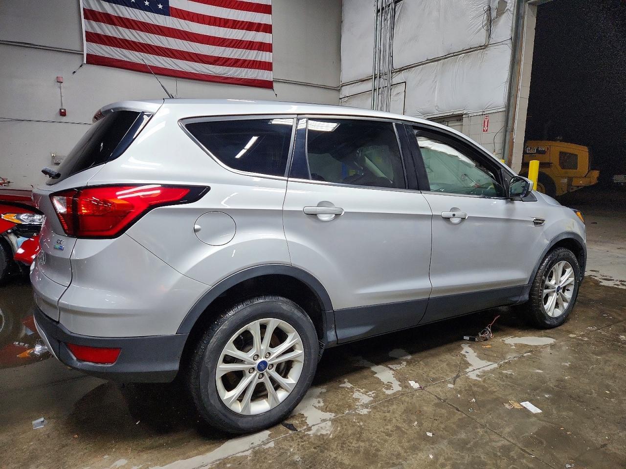 2019 Ford Escape Se - Image 3