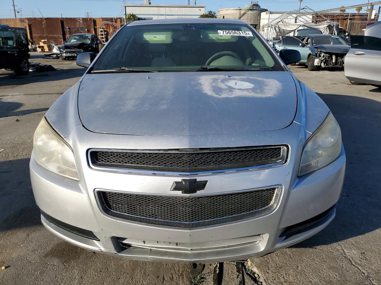 2011 Chevrolet Malibu Ls - Фото 5
