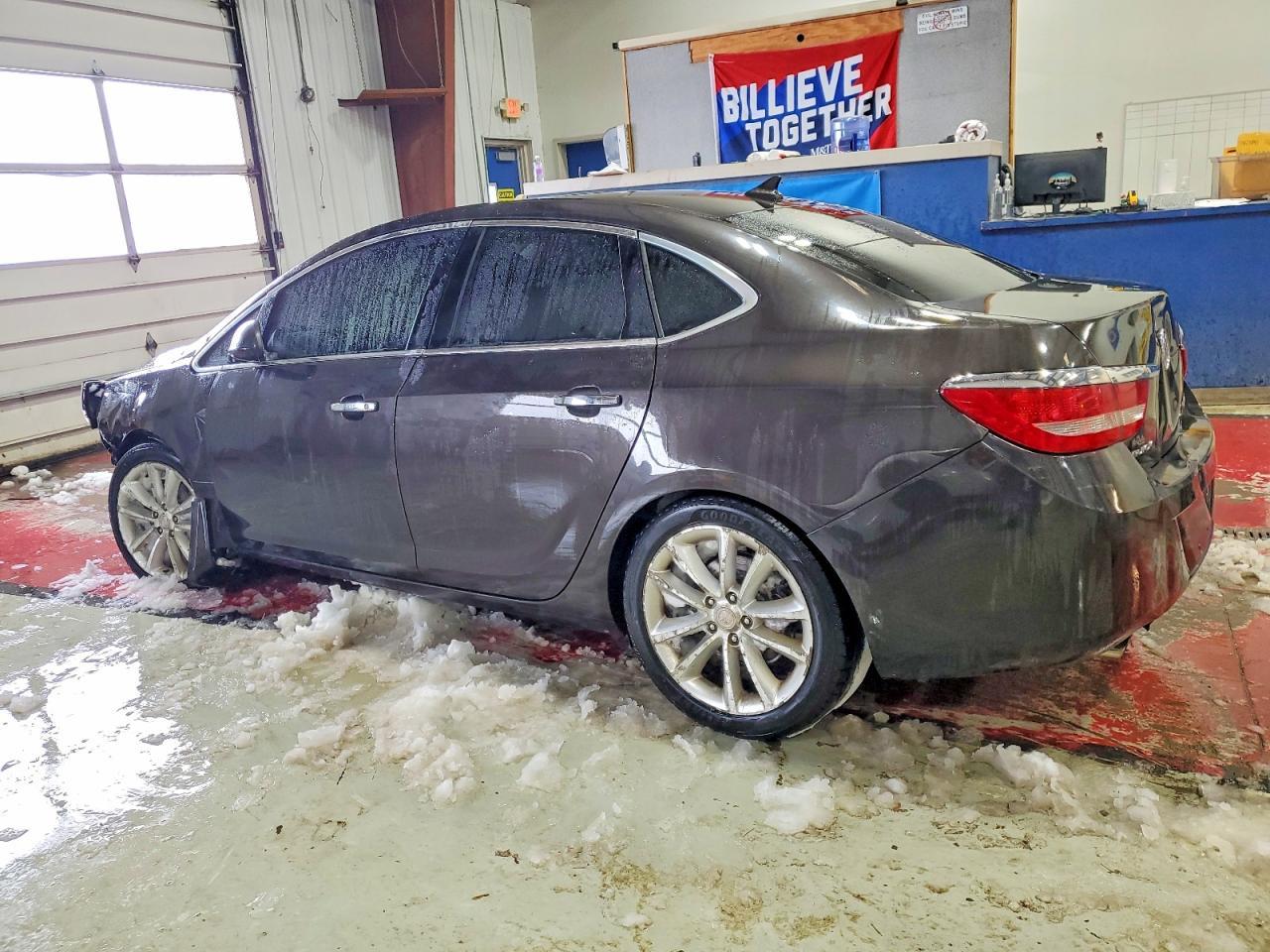 2013 Buick Verano - Фото 2