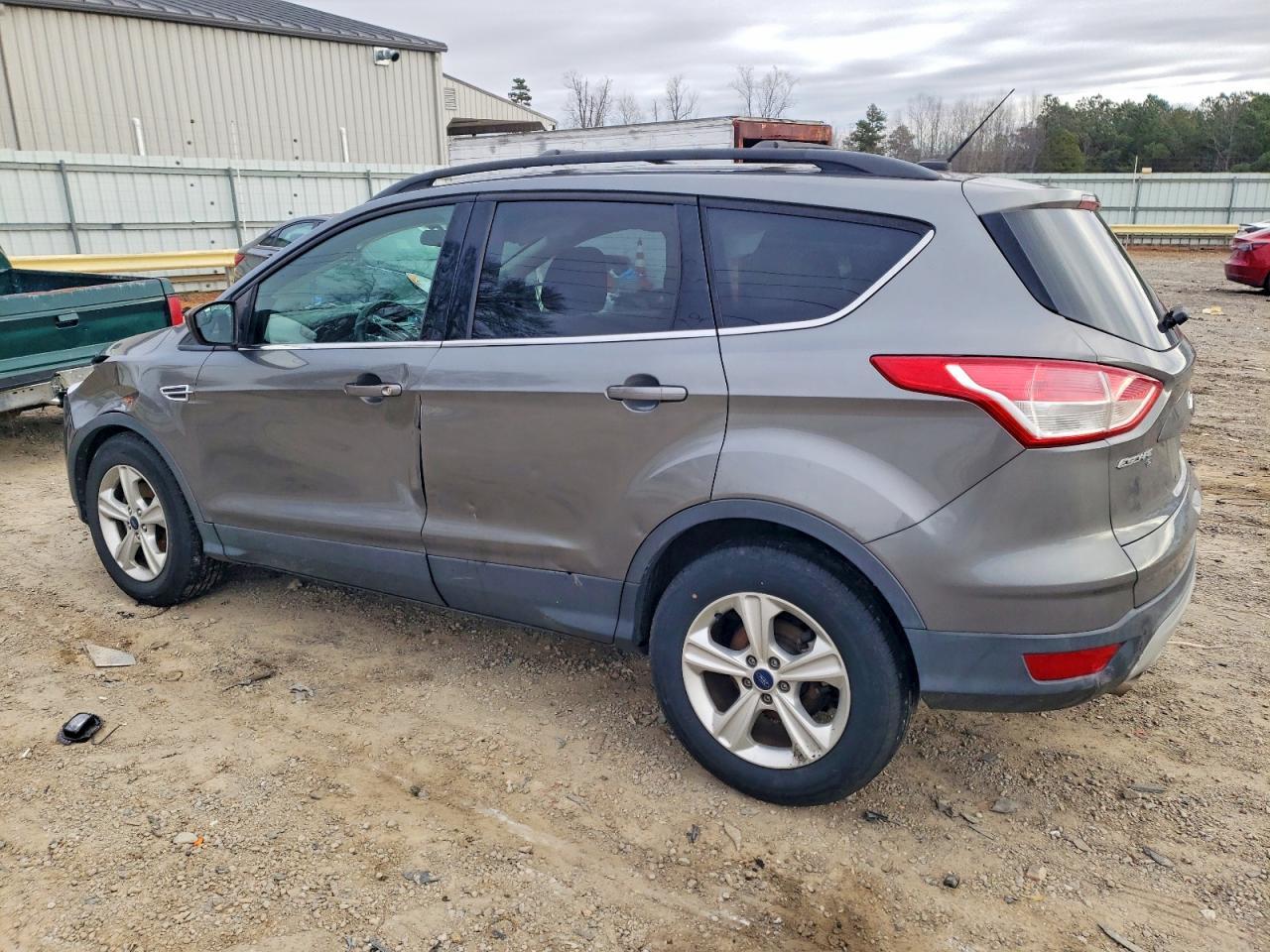 2014 Ford Escape Se - Image 2