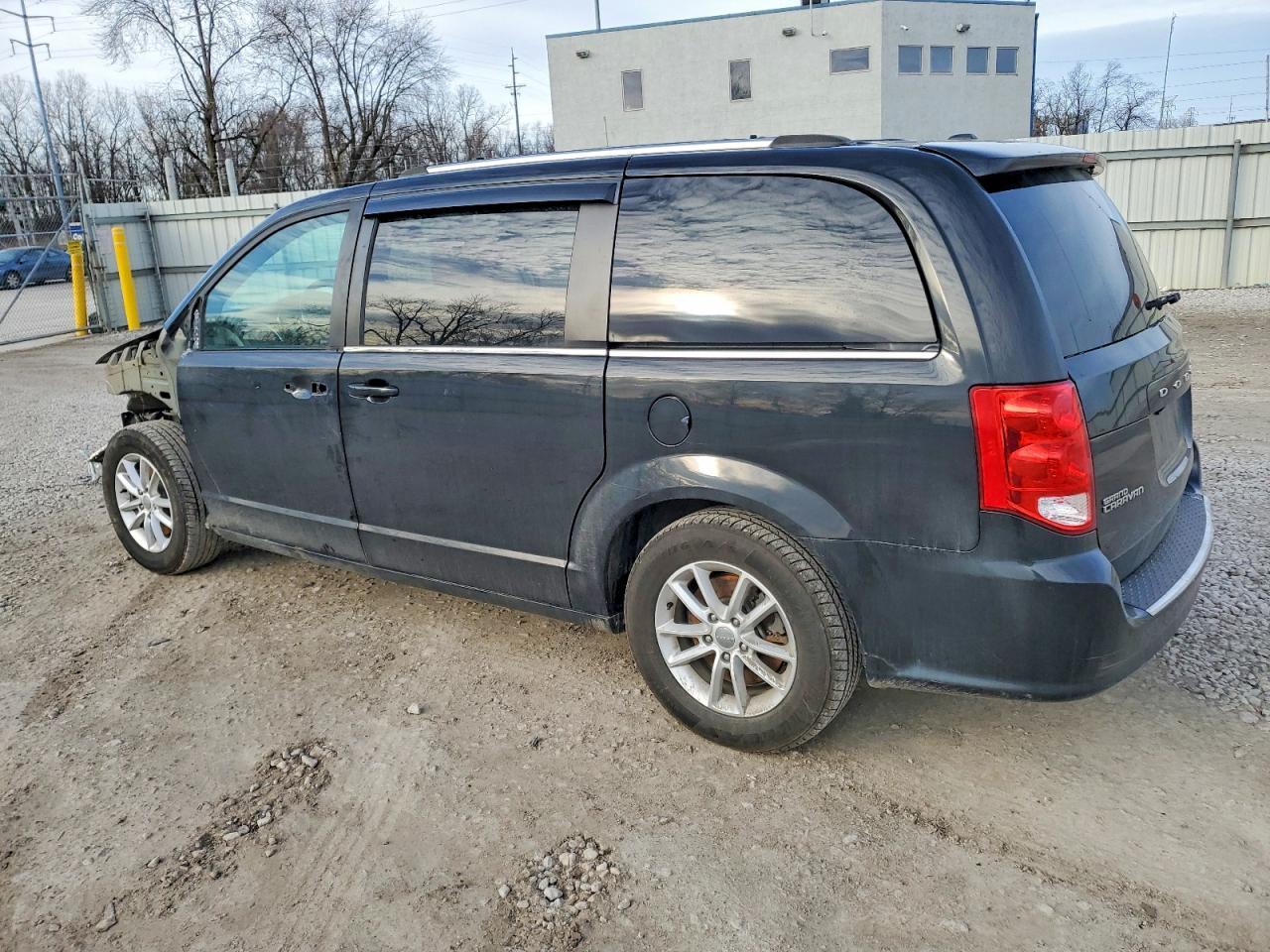 2019 Dodge Grand Caravan Sxt - Фото 2