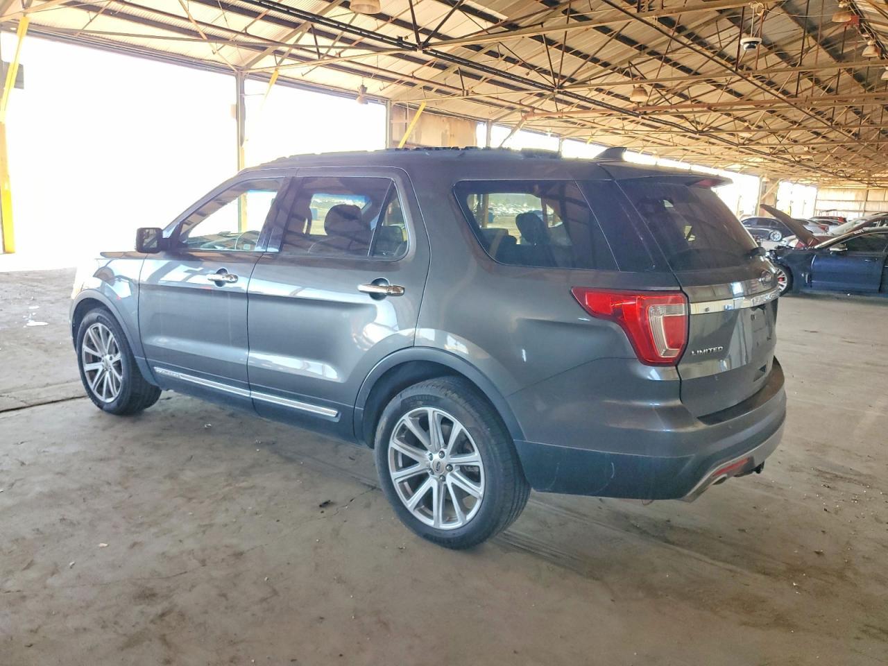 2016 Ford Explorer Limited - Фото 2