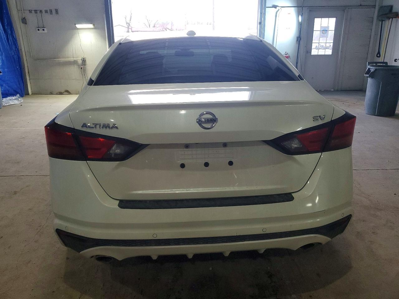 2019 Nissan Altima Sv - Image 6