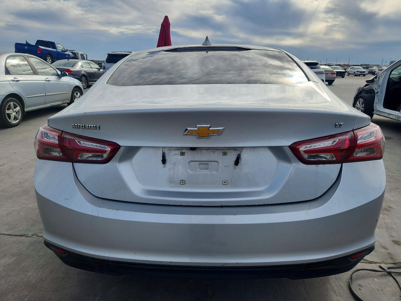 2022 Chevrolet Malibu Lt - Фото 6